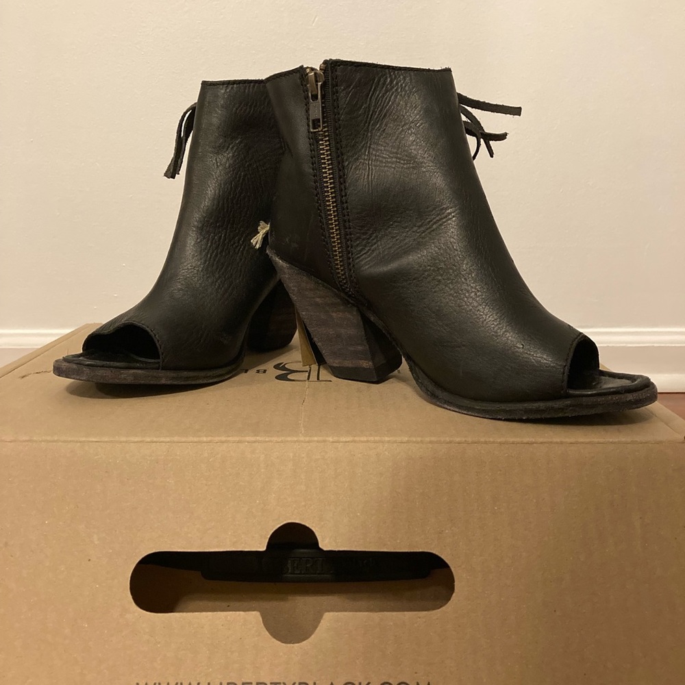 Liberty Black Gypsy Toscano Black - Women’s 6.5
